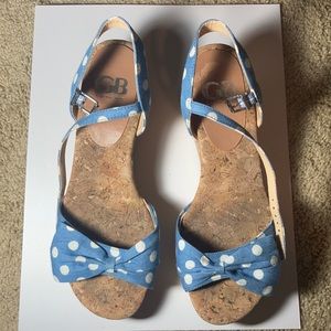 Giani Bini Blue & White sz 9 polka dot wedge heels